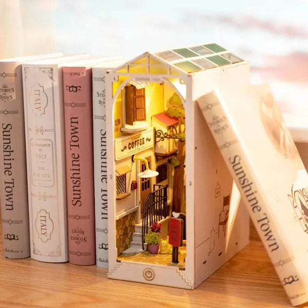 Sunshine Town Book Nook Kit